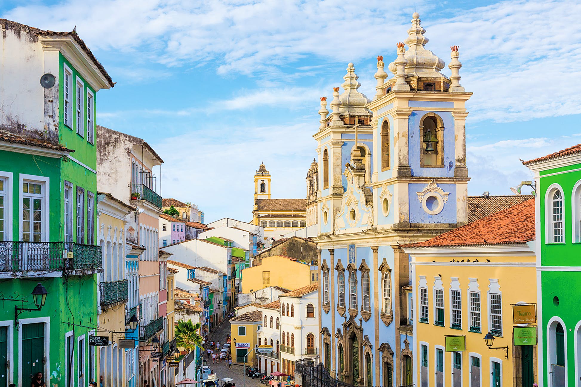 Colourful colonial architecture dominates the senses in Pelourinho, Salvador © Thiago Leite / Shutterstock