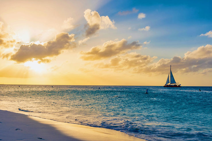 There's something for everyone to enjoy in Aruba © DiegoMariottini / Shutterstock
