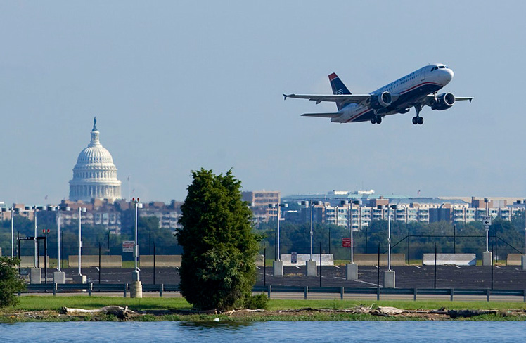 Washington DC's Ronald Reagan International Airport trials facial recognition technology © Andrew Harrer/Bloomberg via Getty Images