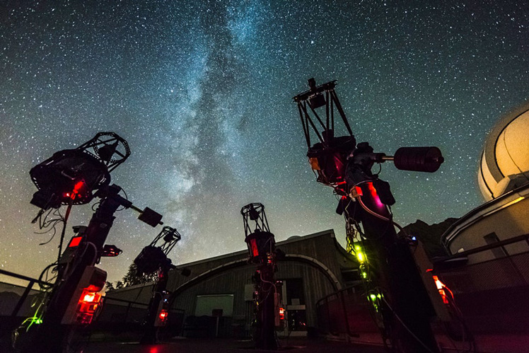 The town offers a star-rich night sky that is visible with both telescopes and the naked eye © Giovanni Antico (www.gantico.com) per la Fondazione Clément Fillietroz-Onlus