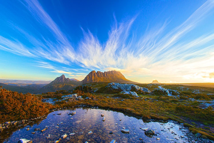 The Magic Cradle Mountain was sculpted by ancient glaciers © offlines /G etty Images