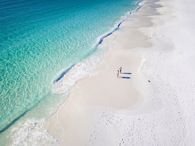 Hyams Beach is in the Guinness Book of World Records for the whitest sand in the world © Kevin Mirc / EyeEm / Getty Images
